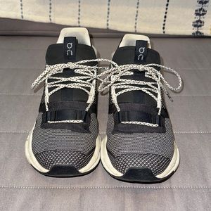 On Cloud Cloudnova running shoes